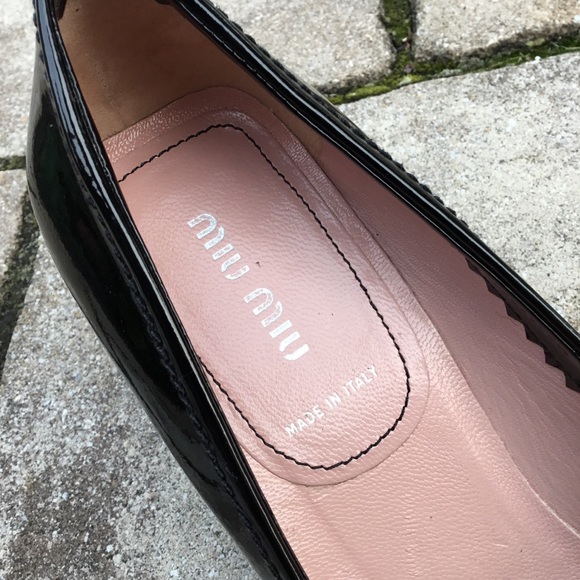 Miu Miu Amputee Single Shoe Patent Leather Heel - Picture 5 of 13